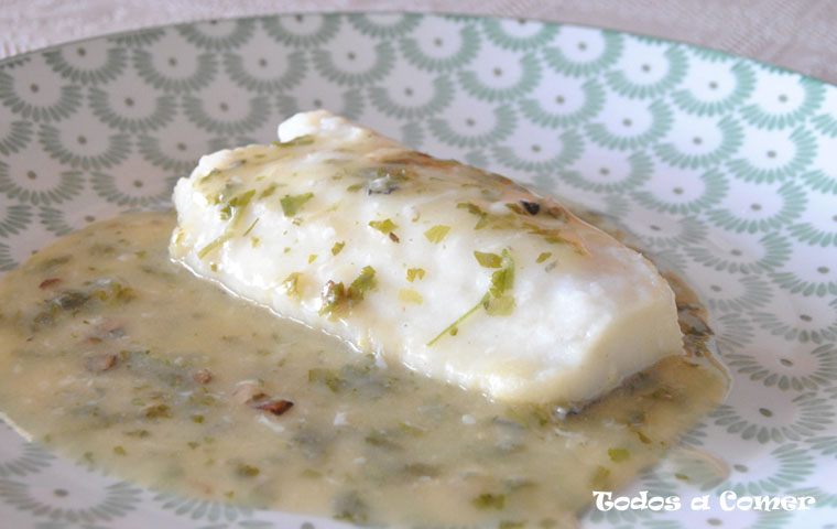 Receta fácil de perca en salsa verde