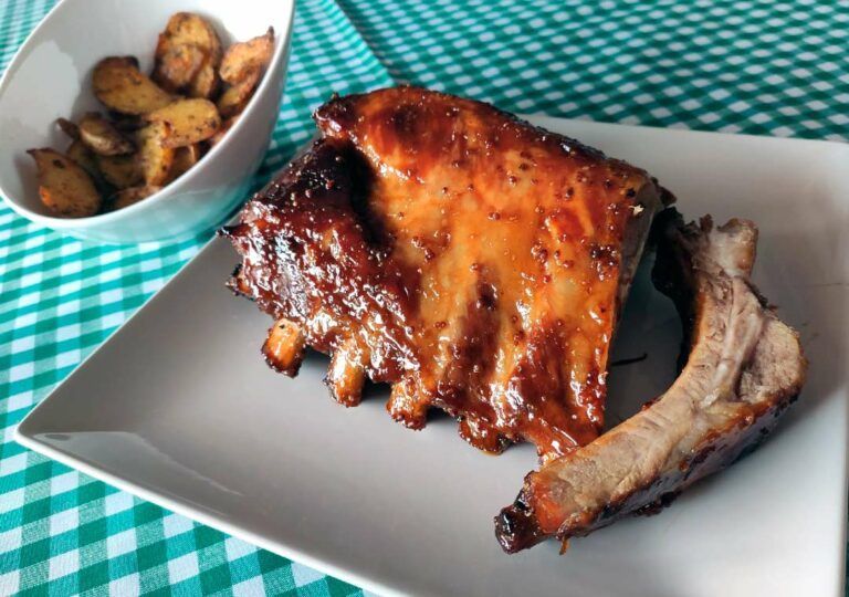 Costillas de cerdo asadas con miel y mostaza - Receta