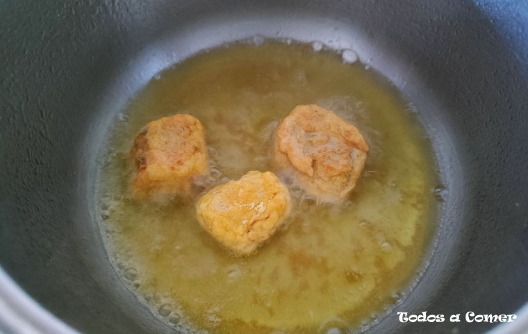 Pescado en adobo al estilo andaluz- Fritura