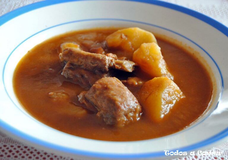 Guiso de patatas con costillas