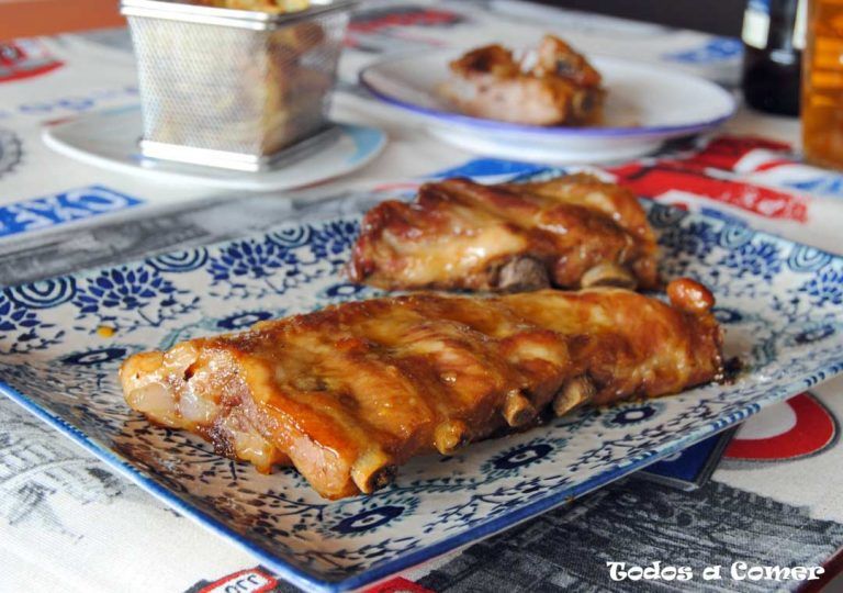 Costillas con salsa de miel y mandarina