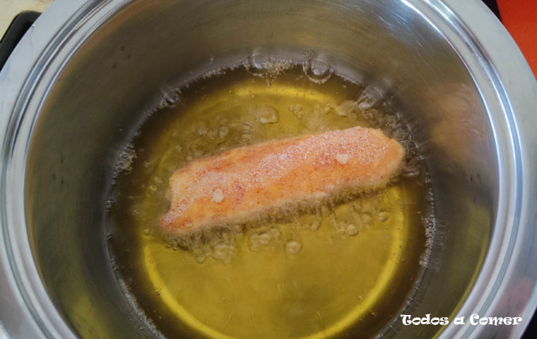 Flamenquines cordobeses- Fritura por un lado