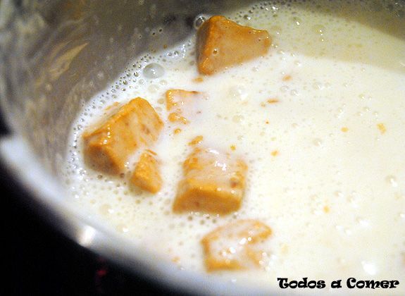 Copa de chocolate y turron - 1