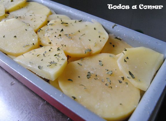 Receta de patatas panadera- En el molde