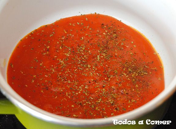 Macarrones con chorizo y tomate- Preparando la salsa de tomate