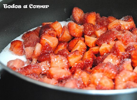 Receta de mermelada de fresa casera- Fruta con azúcar