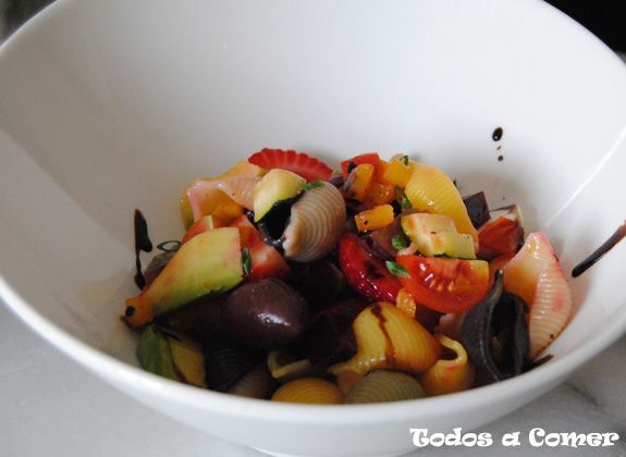 Curso de cocina italiana de Fabio Morisi. Ensalada de pasta tercera presentación