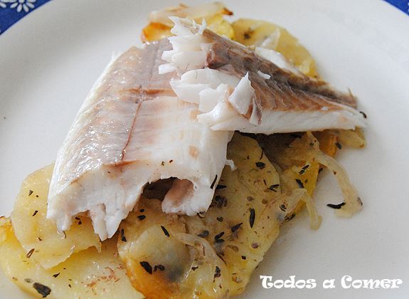 Receta - Lubina asada con patatas