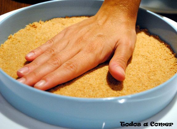 Receta: Tarta de leche merengada - Preparando la base
