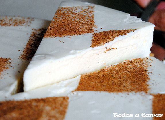 Receta. Tarta de leche merengada - Partiendo la tarta
