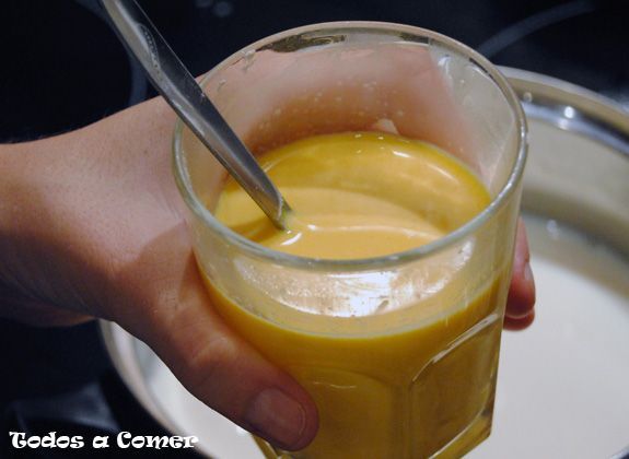 Receta: Vasitos monstruosos para Halloween- Preparar natillas Receta: Vasitos monstruosos para Halloween- Preparar natillas
