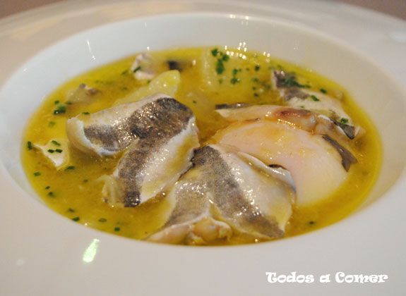 Restaurante Pedro Larumbe. Cocotxas con patatas panadera y huevo