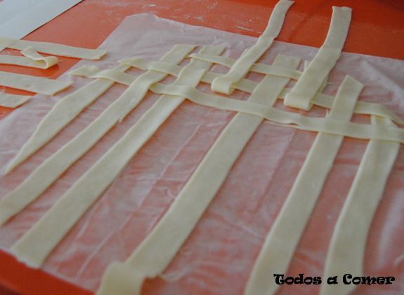 Receta. Tarta de cerezas o cherry pie. Enrejado 2