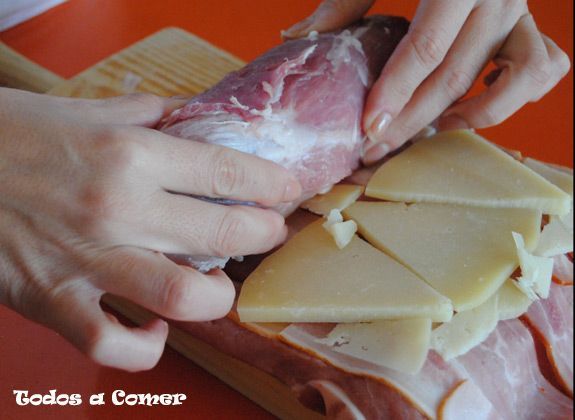 Receta. Lomo relleno- Enrollando el lomo Receta. Lomo relleno- Enrollando el lomo