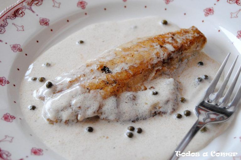 Receta de lubina con salsa a la pimienta verde