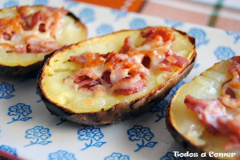 Patatas rellenas al estilo Fridays