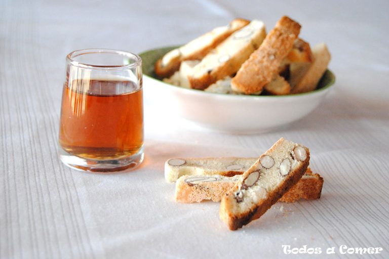 Cantucci o galletas italianas de almendra - Portada