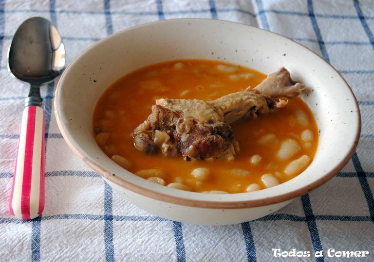 Judías blancas con confit de pato - Receta