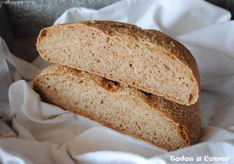 Hogaza de pan integral 100 %