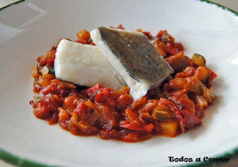 Bacalao al vapor con pisto