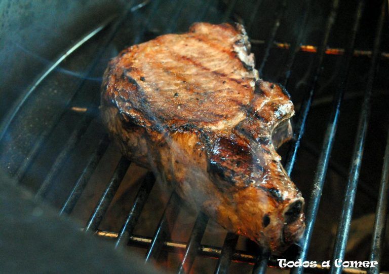 Chuleta de cerdo al Kamado