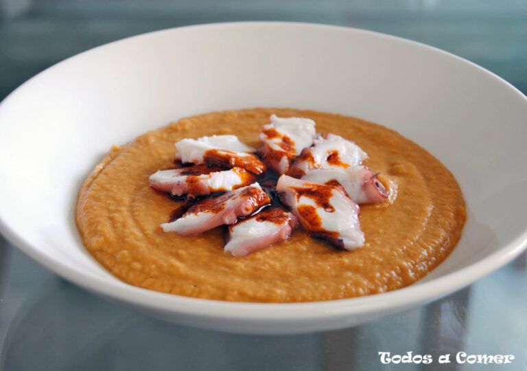 Pulpo con crema de garbanzos