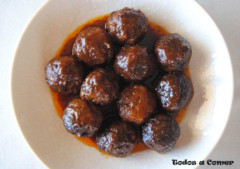 Albóndigas de rabo de toro estofado