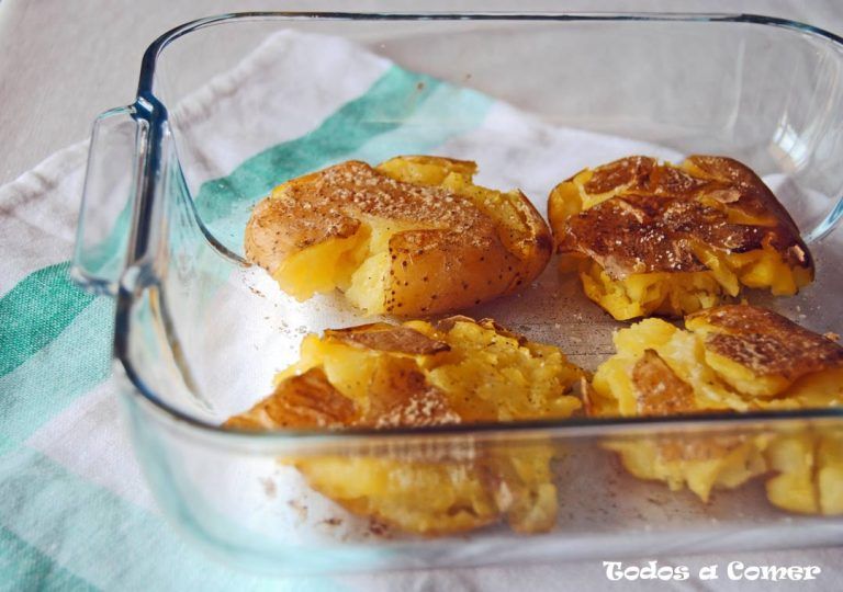 Patatas al puñetazo al horno