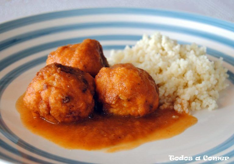 Albóndigas de bacalao en salsa