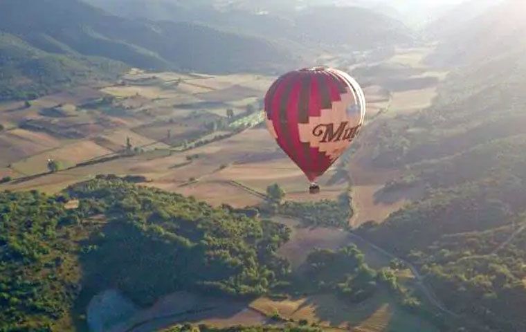 Planes de enoturismo en vendimia- Viaje en globo con Muga