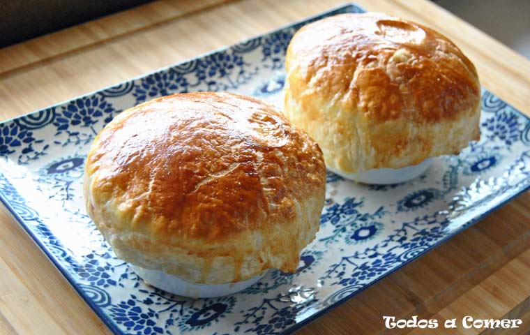Receta de carrilleras en hojaldre para una comida de fiesta