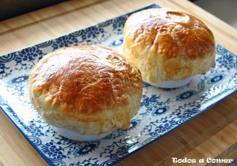 Carrilleras en hojaldre para una comida de fiesta