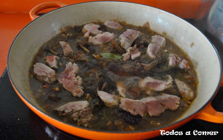 Faisán estofado con frutos secos- Poniendo la pechuga