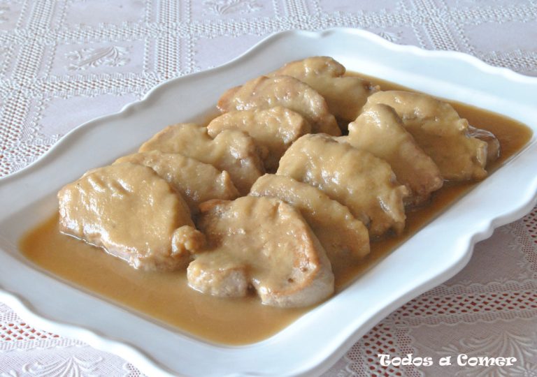 Solomillo de cerdo en salsa de vino blanco