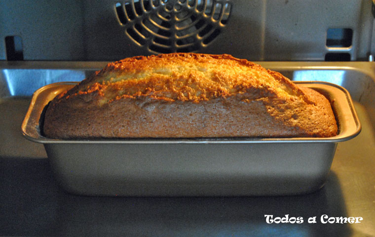 Bizcocho de queso crema esponjoso- Bizcocho listo