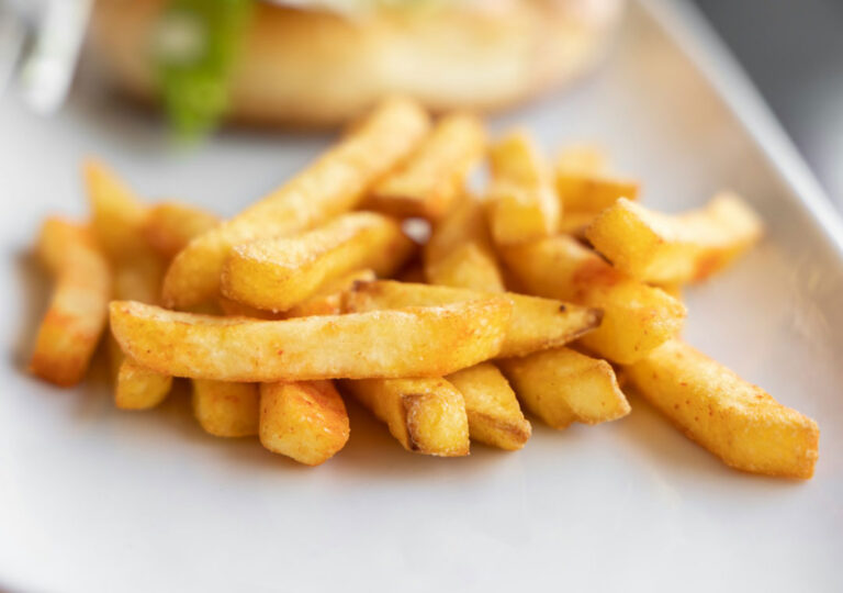 ¿Cuál es el mejor aceite para freír patatas?