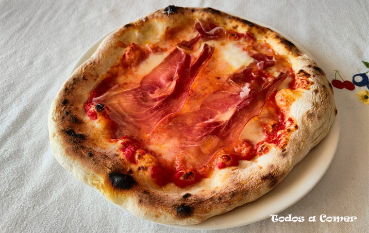 Pizza de jamón