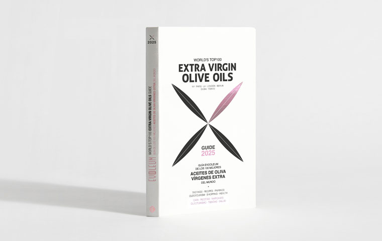 Guía EVOOLEUM 2025 con los mejores aceites de oliva del mundo