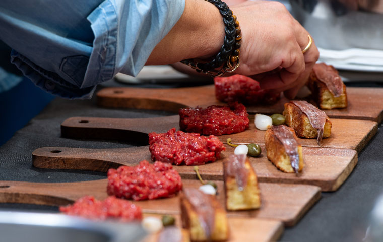 La Tasquita de Enfrente gana el premio al 'Mejor Steak Tartar en sala' de España