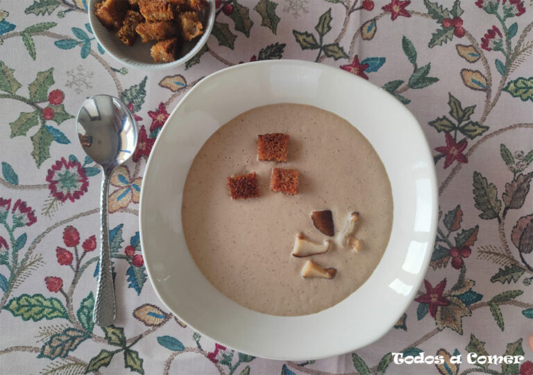 Crema de setas fácil y perfecta para celebraciones